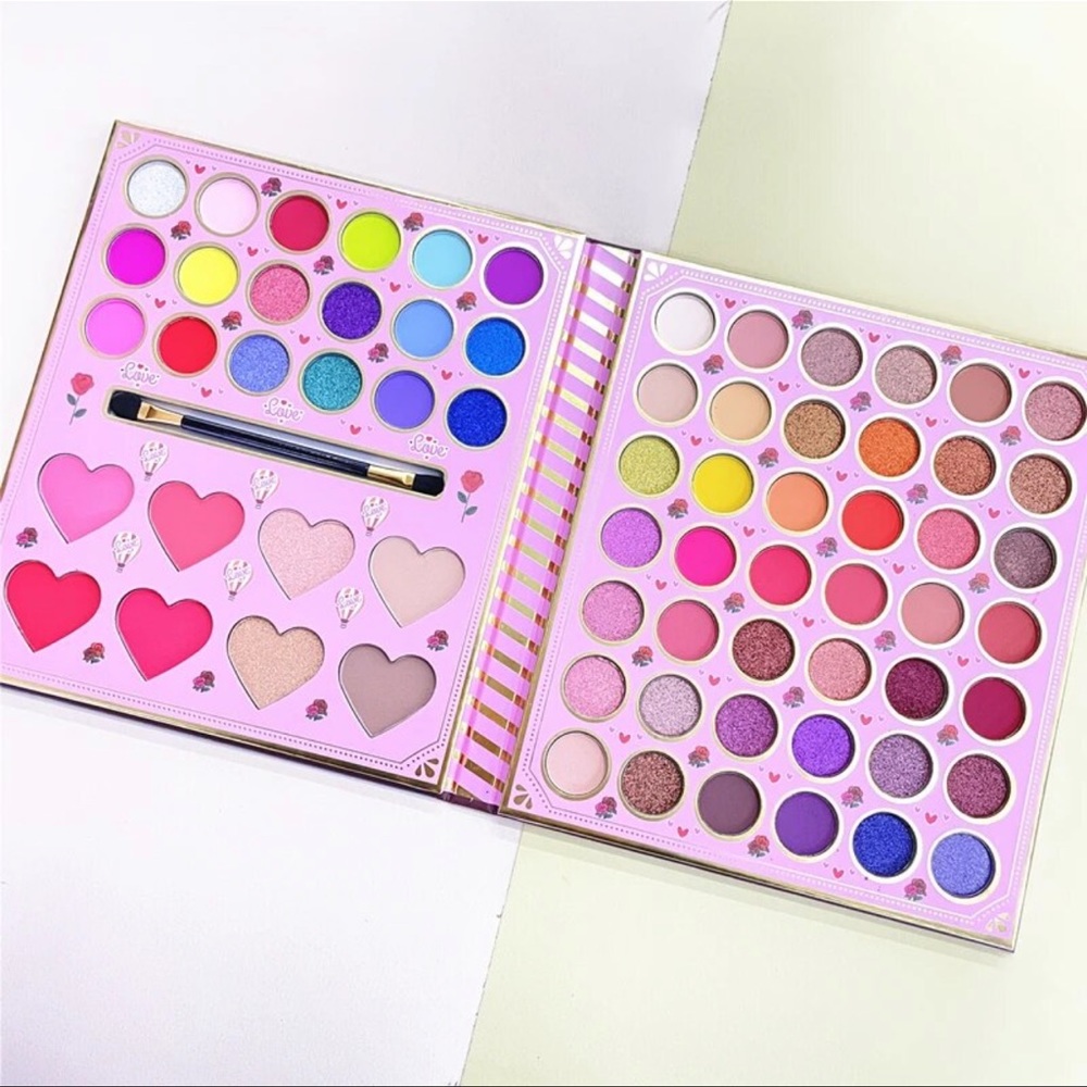 68 color Eye Shadow Glitter Cream Waterproof